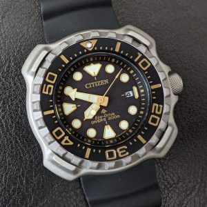 RELOJ CITIZEN BN0220-16E BUCEO